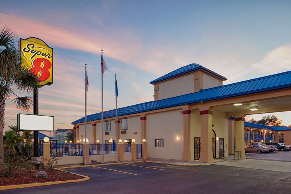 Super 8 By Wyndham Hammond Hotell Eksteriør bilde